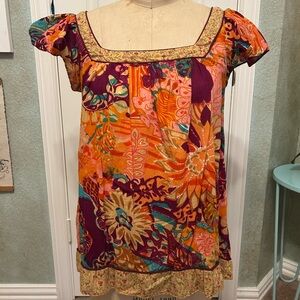Xhilaration Bohemian Style Top with Flutter Sleeves. Size Large